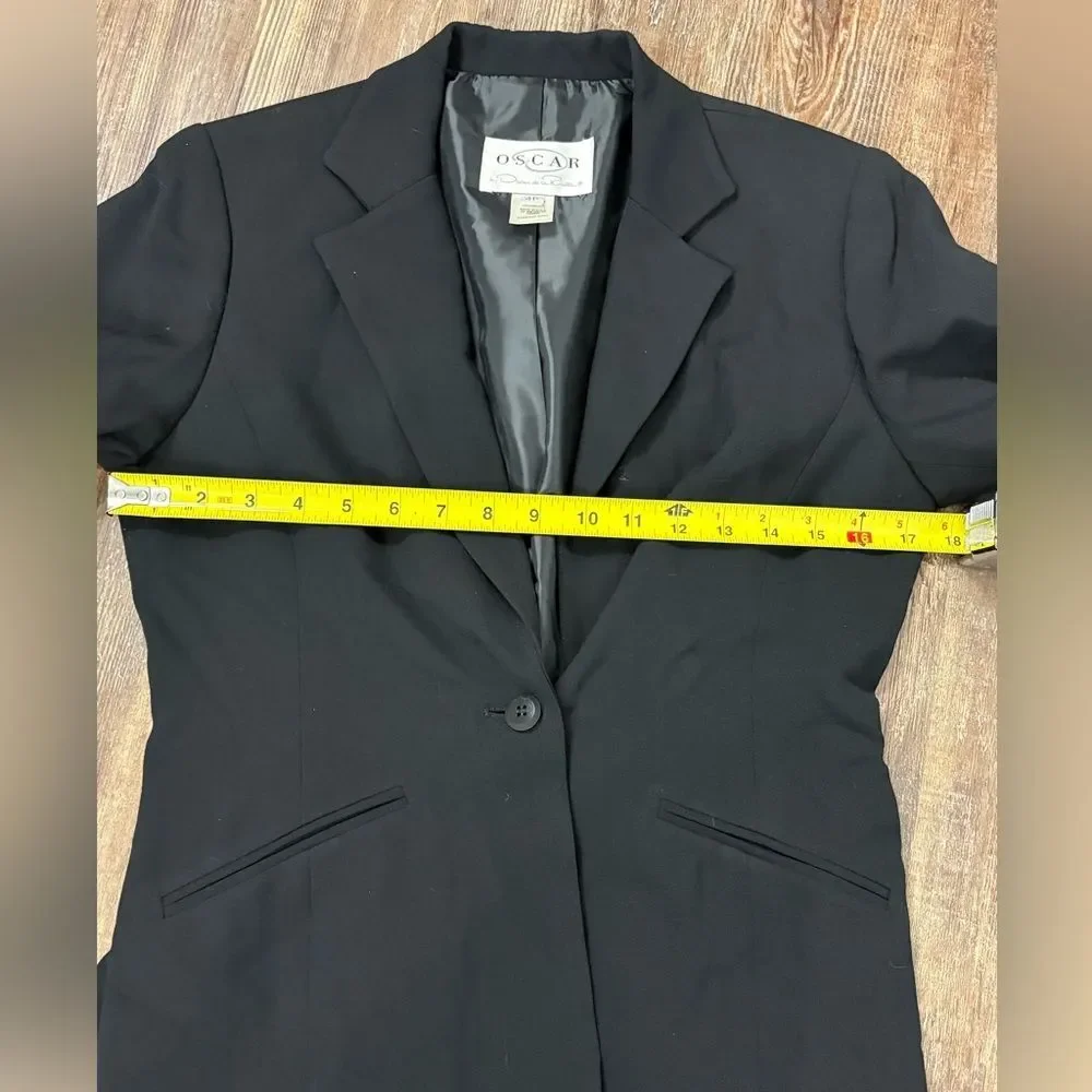 Oscar De La Renta Vintage Black Button Blazer Jacket 4R Wool Blend Classic Work